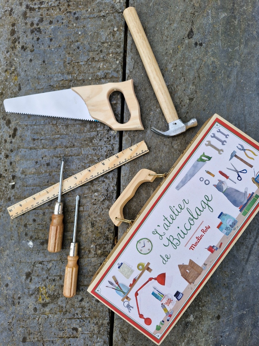 Petite valise bricolage 6 outils Jouets d'hier Moulin Roty