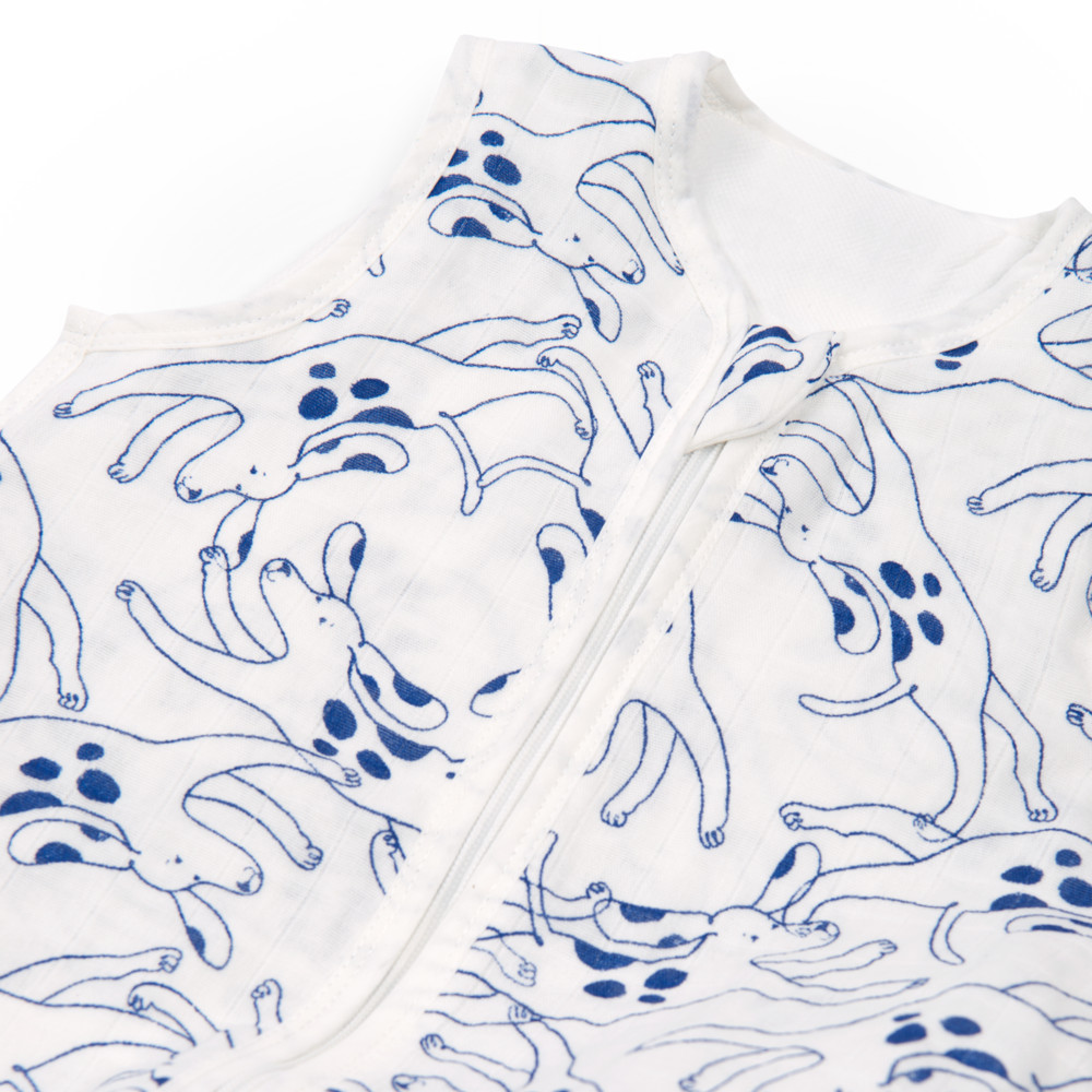 Gigoteuse ete chiens bleus 70 cm Puce  Pilou Moulin Roty