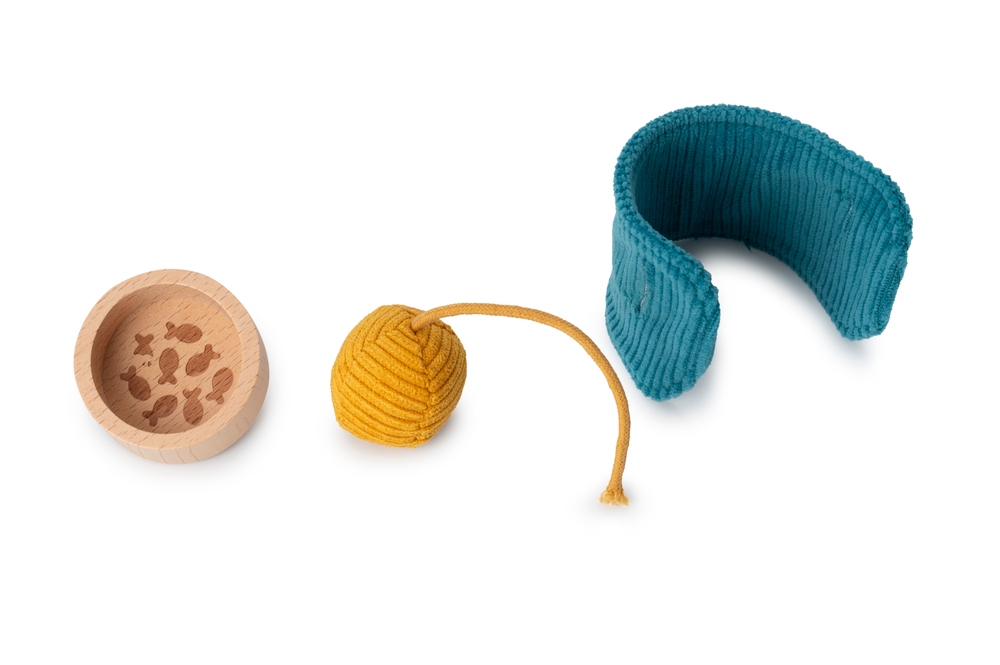 Peluche Jeanne le chat et son panier Lilliputiens