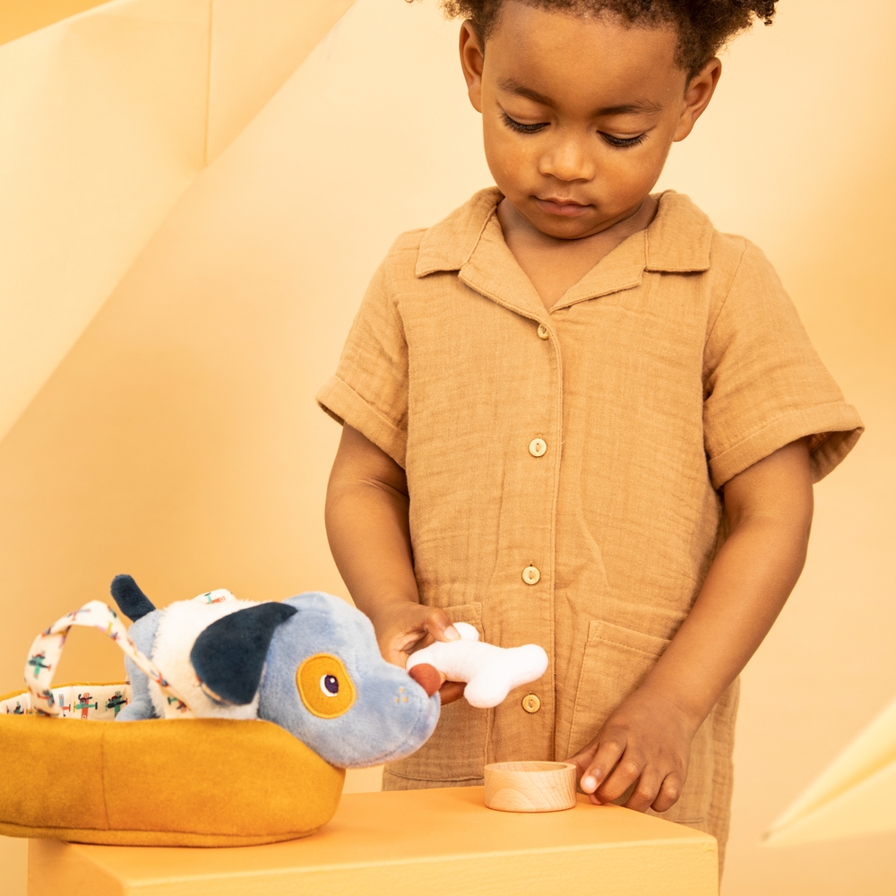 Peluche Jules le chien et son panier Lilliputiens