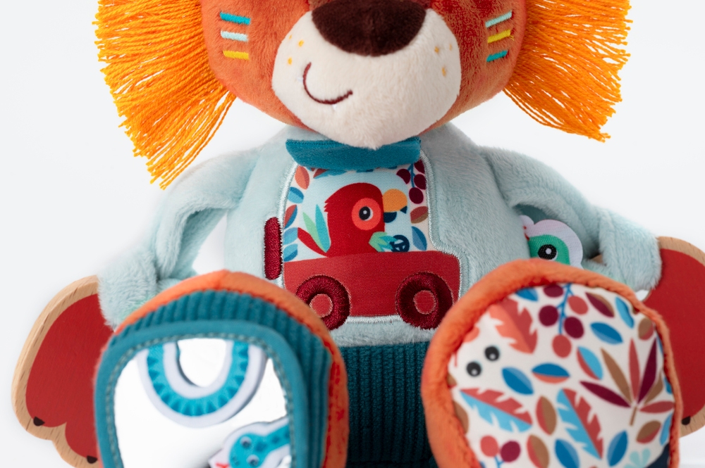 Peluche multiactivites Lion Jack Lilliputiens