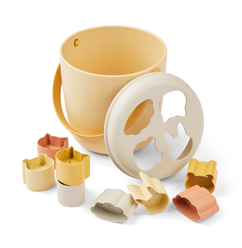 Boite a formes seau de plage jaune Jorn Liewood