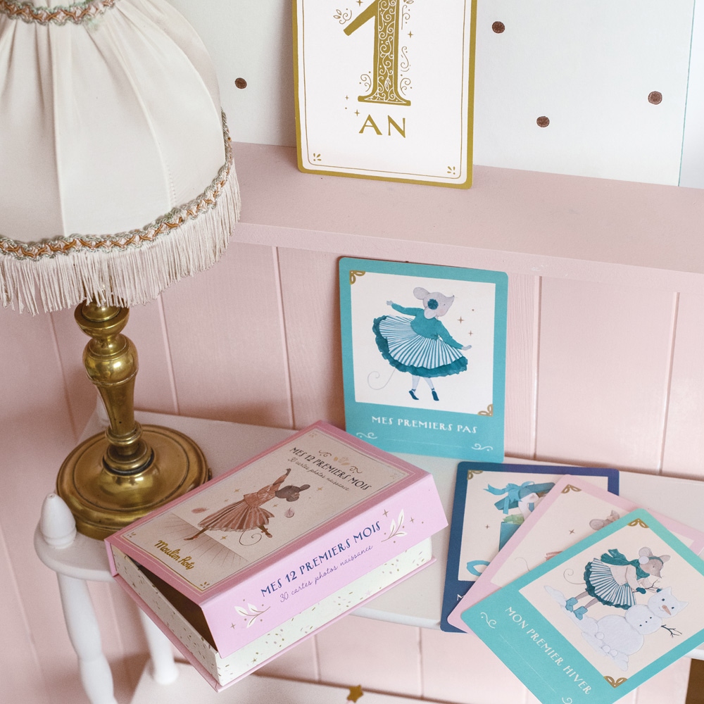 Cartes Mes 12 premiers mois La petite école de danse (30 cartes) Moulin Roty
