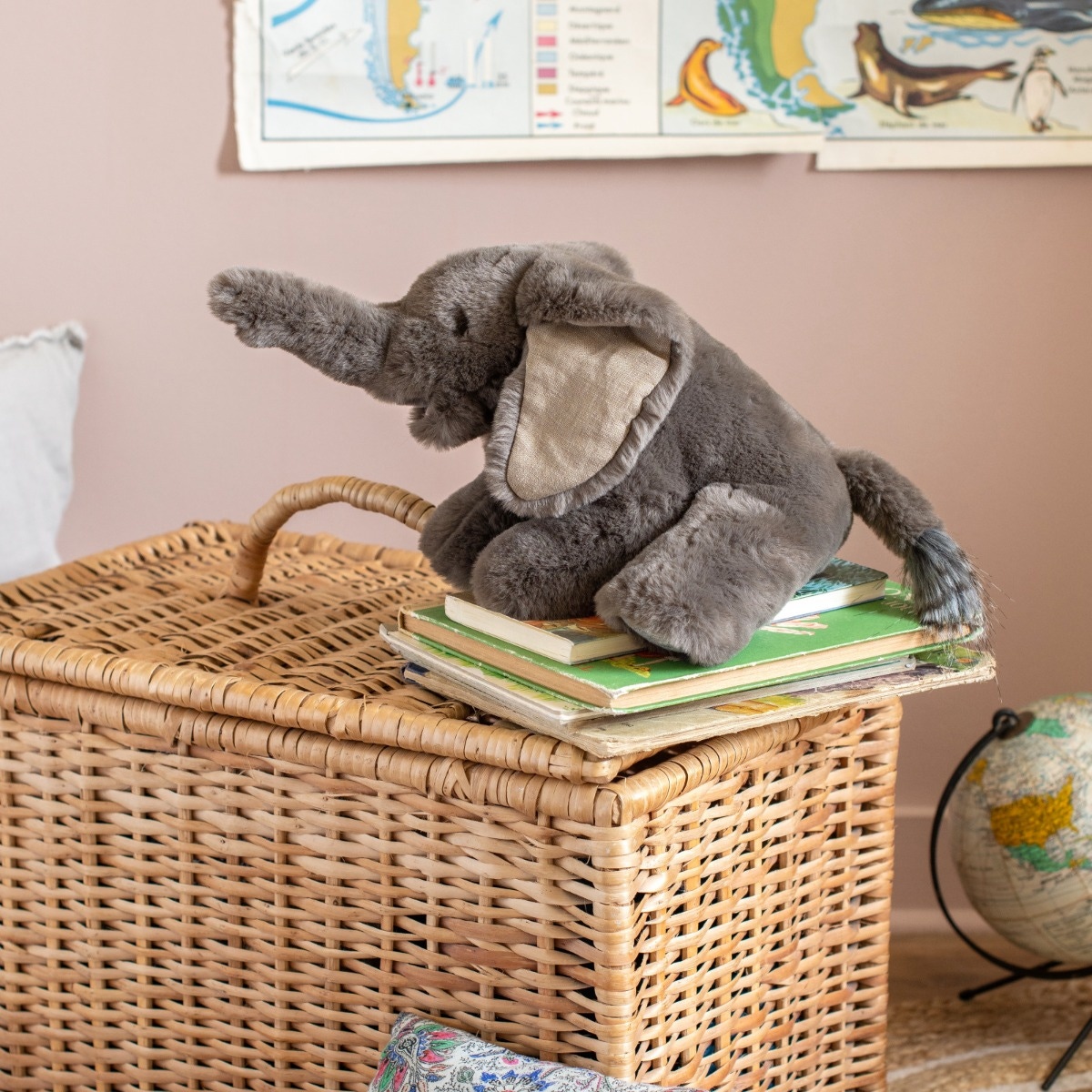 Peluche Petit elephant Tout autour du monde Moulin Roty