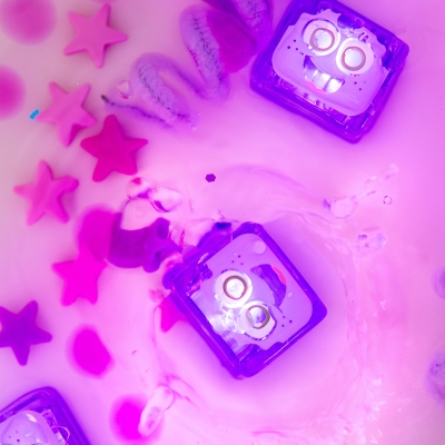 Cubes lumineux violets Lila Glo Pals