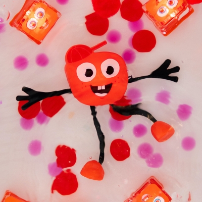 Coffret personnage Sammy et cubes lumineux rouges Glo Pals