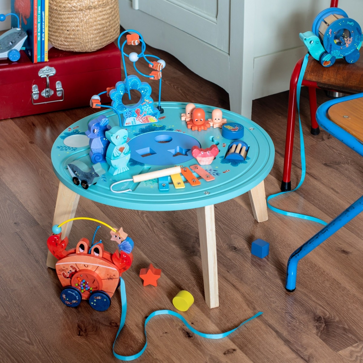 Table d'activités Les aventures de Paulie Moulin Roty