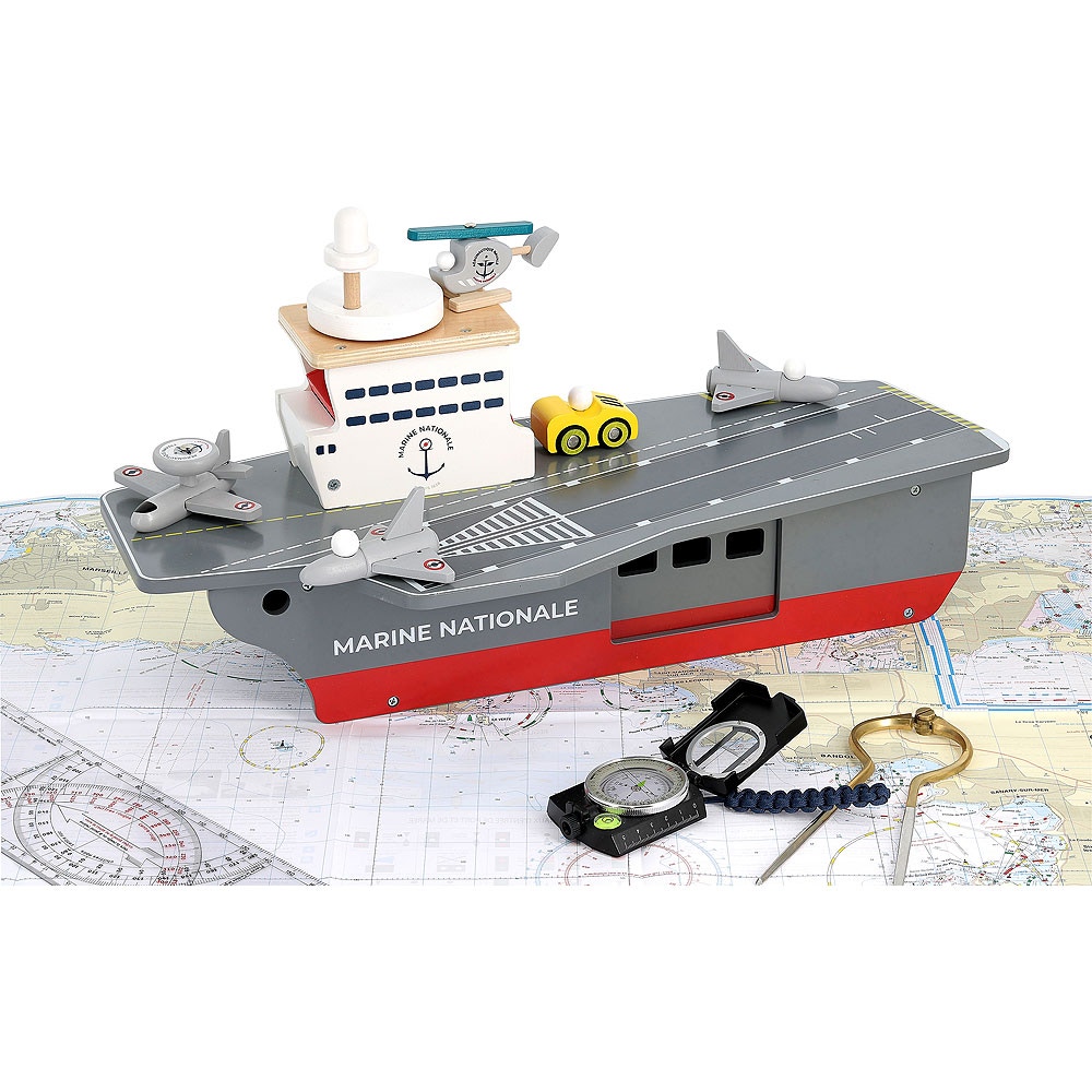 Porte-avions en bois et 5 accessoires Vilac