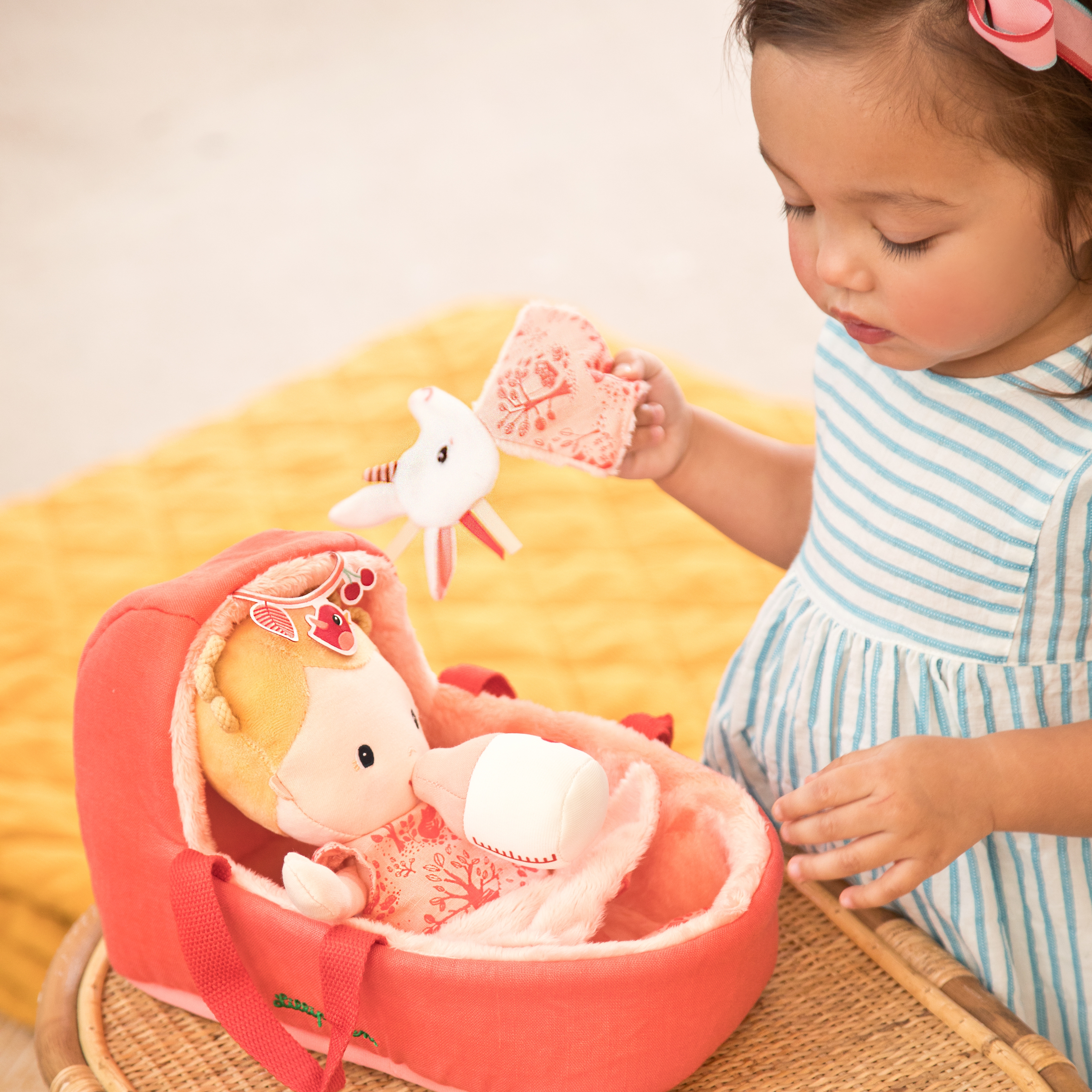 Poupee en tissu Bebe Lena Lilliputiens