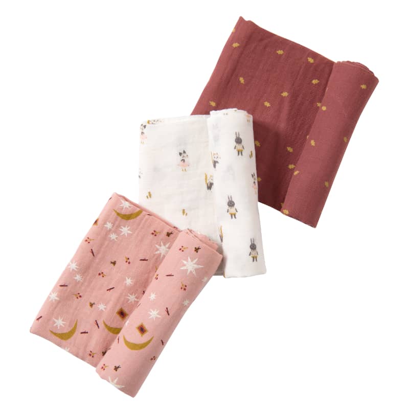 Set de 3 langes imprimes personnagesetoilesfeuilles Apres la pluie Moulin Roty