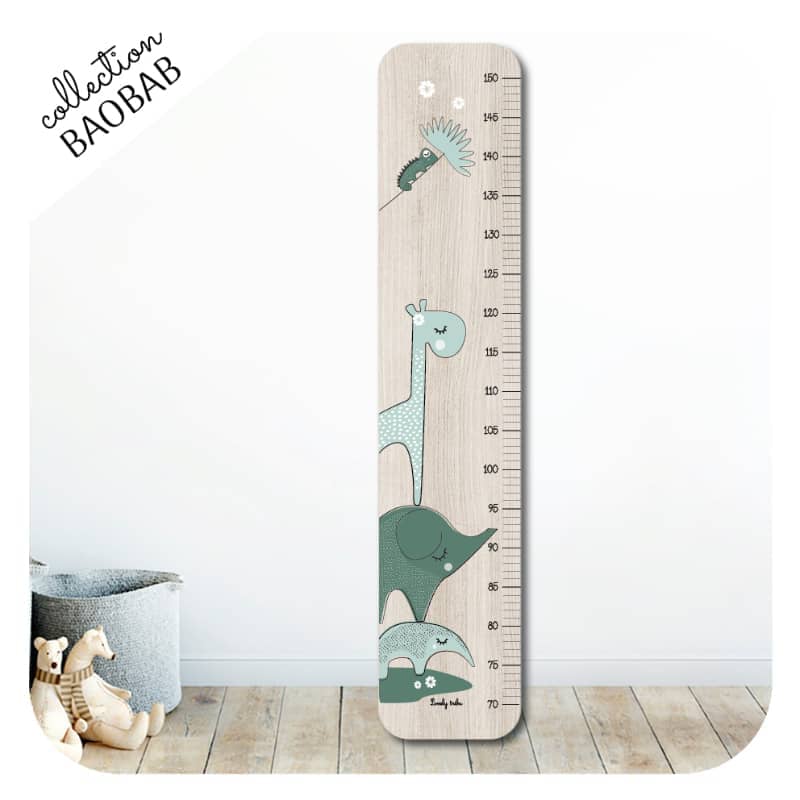 Toise en bois Baobab girafe Lovely Tribu